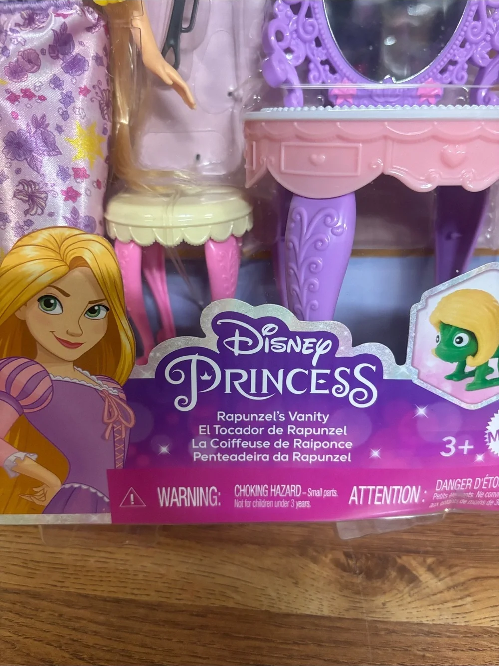 Disney Rapunzel Purple and Pink Styling Vanity Playset with Doll